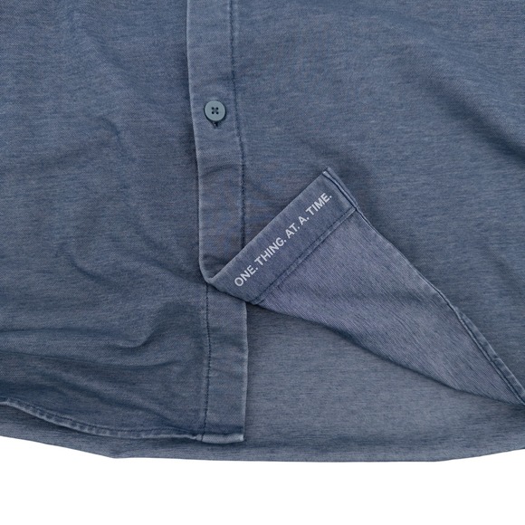 Lululemon Men's Size XXL Commission Long Sleeve Shirt Enzyme Dye Blue Vented - Picture 7 of 7